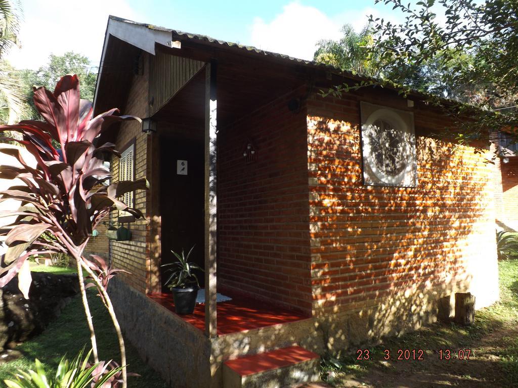 Pousada Quintal Das Pedras Penedo Rum bild