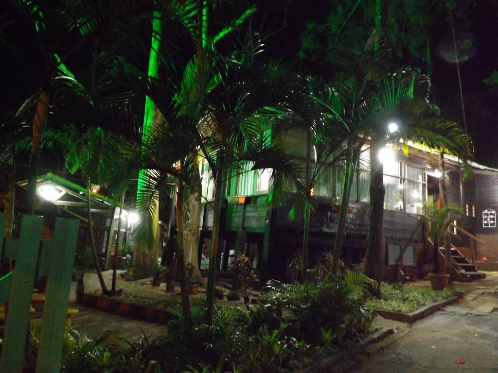 Pousada Quintal Das Pedras Penedo Exteriör bild