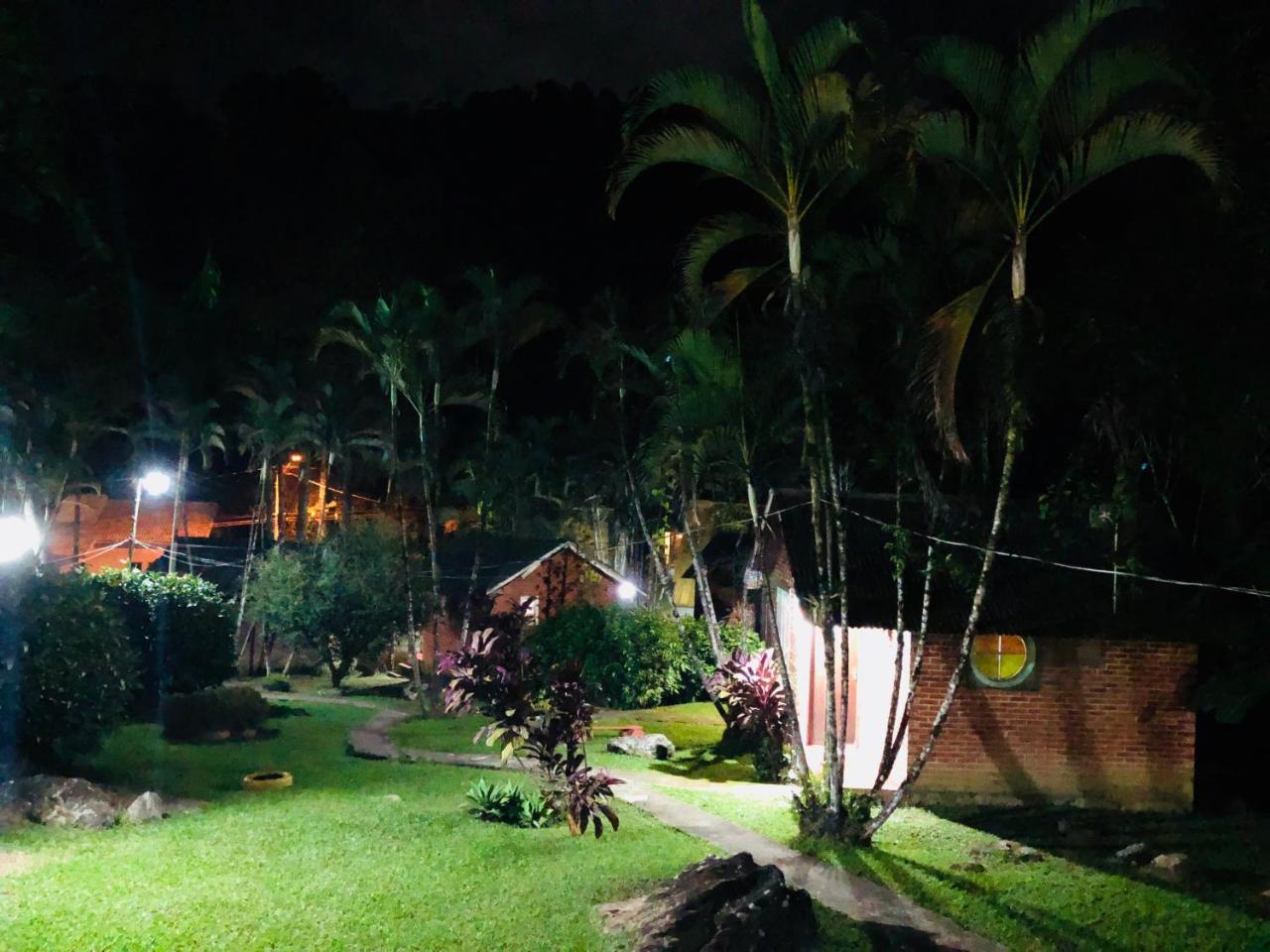 Pousada Quintal Das Pedras Penedo Exteriör bild